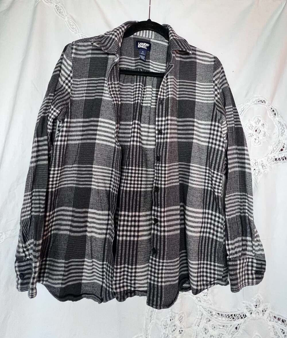 Lands' End Women's Plaid Flannel Button Down Shirt Size S 6-8